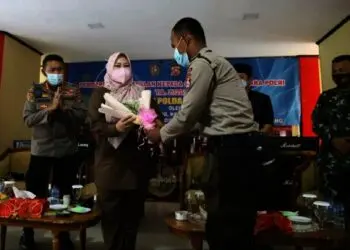 Irna: Siswa Diktukba Polri Calon Pemimpin Masa Depan