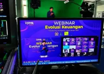 Mahasiswa dan Himaputra Dorong Pedagang Pasar Gunakan QRIS