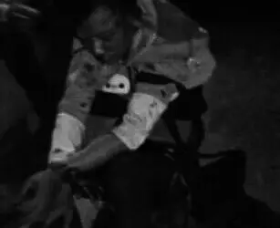 Gagal Membegal Ojek Daring di Neglasari, Pemuda Ini Dihajar Warga