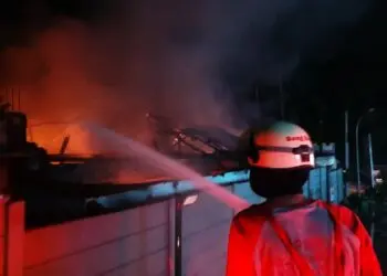 Kebakaran Kantor Desa Bitung Jaya Dipadamkan, Dokumen Desa Ludes