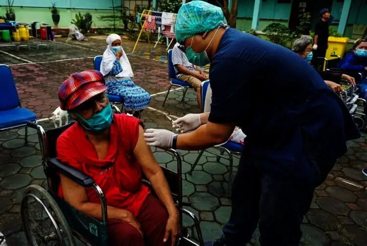 Mantan ODGJ di Kota Tangerang Ikut Divaksin Covid-19