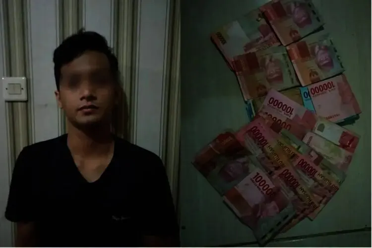 Menyamar Jadi Petugas HO Kantor Pusat, Pelaku Gasak Isi Brankas Minimarket di Sindangjaya