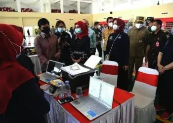 Vaksinasi 200 Ribu Orang Dilakukan Serentak, Disaksikan Wakil Menteri Kesehatan