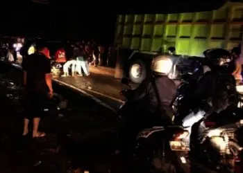 Ugal-ugalan, Xenia Seruduk Pejalan Kaki, Pemotor dan Mobil