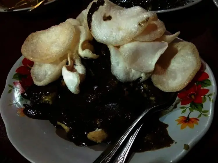 Tahu Cak Hazy, Kelezatannya Bikin Rela Antre