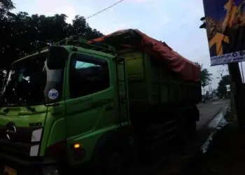 Tabrak Truk Tanah di Solear, Pengendara Tewas di Tempat