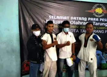 Dua Atlet Tarung Derajat Banten Ukur Kekuatan
