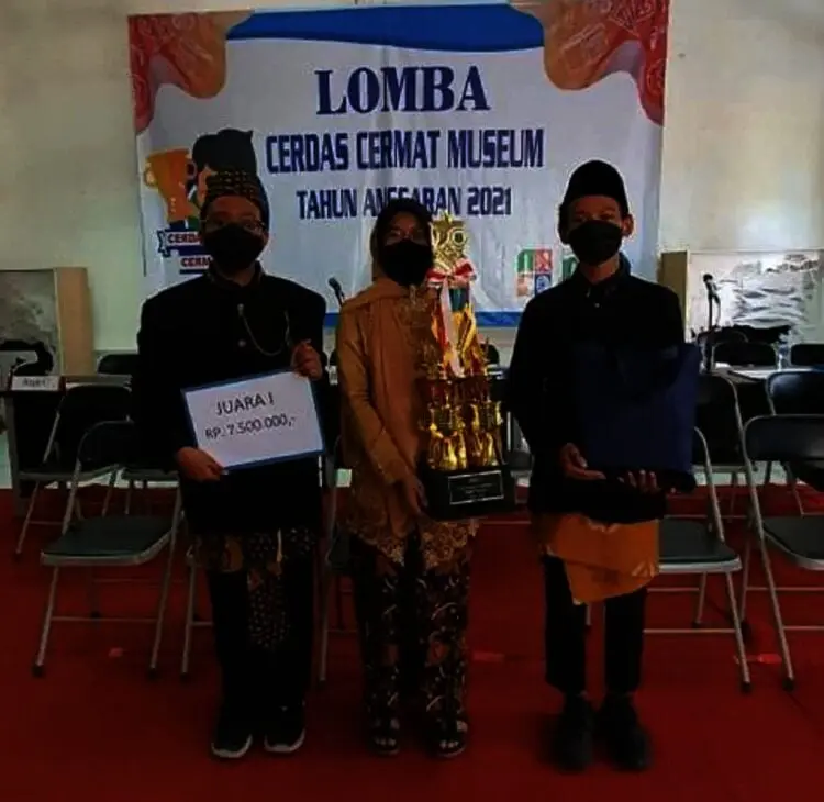 Tiga Pelajar SMPN 1 Tangerang Wakili Banten Lomba Cerdas Cermat