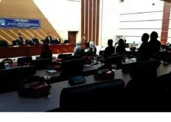 Peserta Sidang Paripurna DPRD Kota Tangsel Melorot