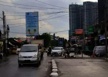 Dinas PU Tangsel Perbaiki Jalan Bhayangkara