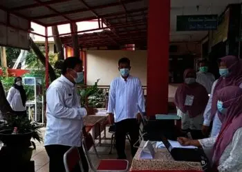 Kota Tangerang Zona Merah, Kadindik Sidak PPDB SD