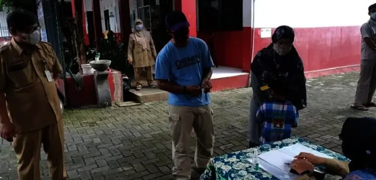 SDN Larangan Selatan 1 Buka Posko PPDB