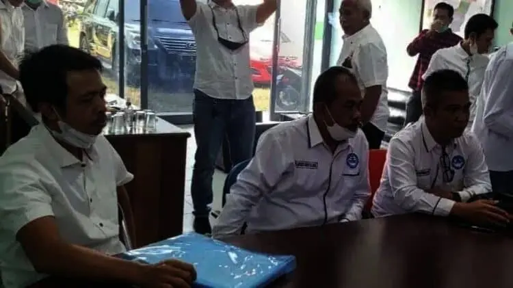 Nyalon Kadin Pandeglang, Aab Jadi Calon Tunggal