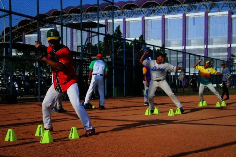 Tim Softball Banten Tunda Seleksi
