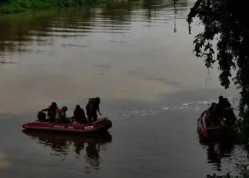 Tiga Pabrik di Kota Tangerang Buang Limbah ke Sungai Cisadane