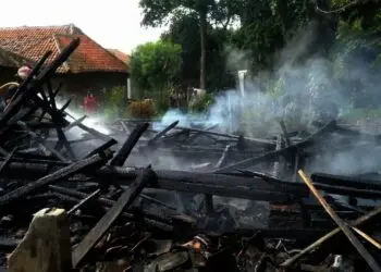 1 Unit Bangunan Ponpes di Kampung Legok Pandeglang Ludes Terbakar