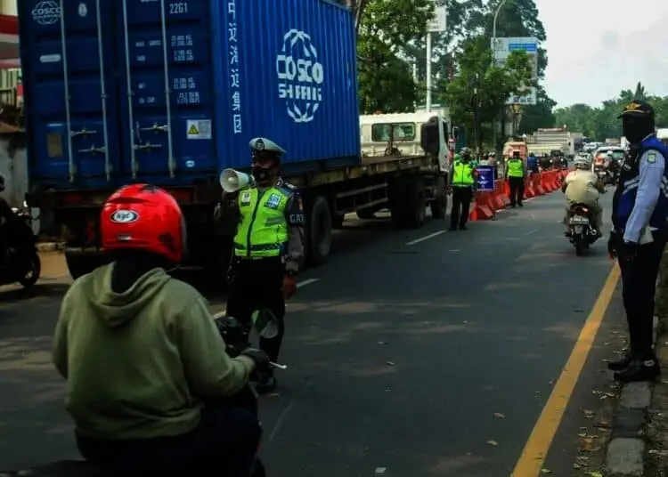 Penyekatan PPKM Darurat di Batuceper