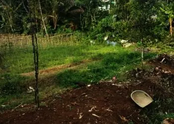 Warga Patirahet Keluhkan Pembangunan Tower di Tengah Kampung