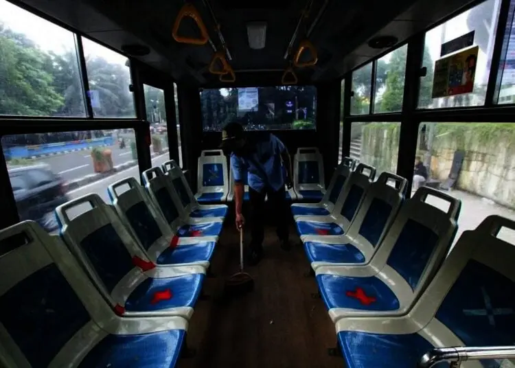 Transportasi Umum di Kota Tangerang Dimasa PPKM Darurat