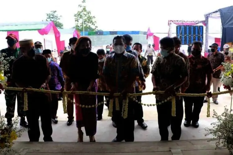 Pasar Induk Buah dan Sayur Terbesar dan Terlengkap di Banten Diresmikan Wali kota Arief