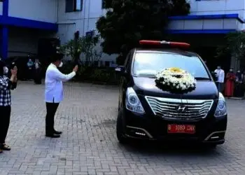 Wali kota Arief Lepas Kepergian Kepala Puskesmas Sangiang: Beliau Wakafkan Jiwa dan Raga