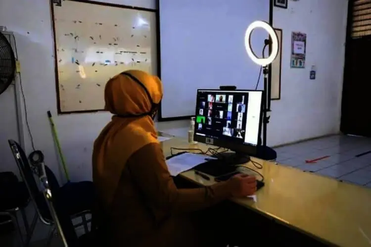 360 Siswa SMPN 5 Kota Tangerang Ikuti MPLS Daring