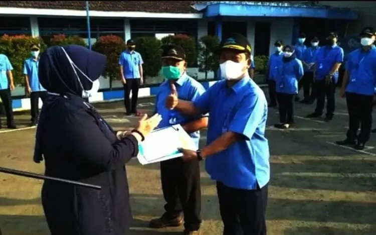 Tak Sia-sia, Karyawan PDAM Pandeglang Dengan Kinerja Terbaik Diganjar Penghargaan