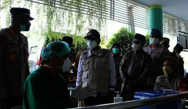 Vaksin Santri, Wakil Wali kota Tangerang Berharap Herd Immunity Segera Terbentuk