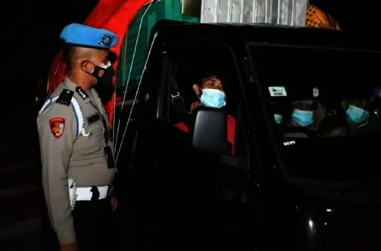 Polisi Lalu Lintas Polresta Tangerang Sekat 6 Lokasi