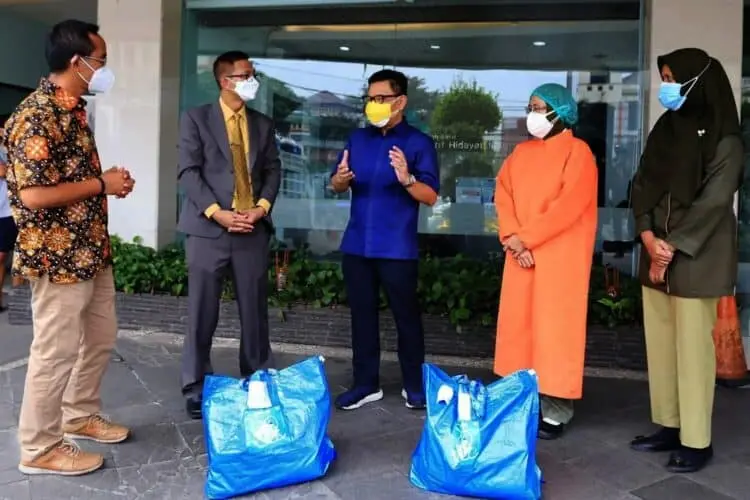 Alumni UIN Jakarta Bikin Gerakan BantUIN Nakes