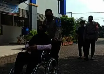 Vaksinasi Massal, Polres Tangsel Jemput Bola Lansia dan Disabilitas