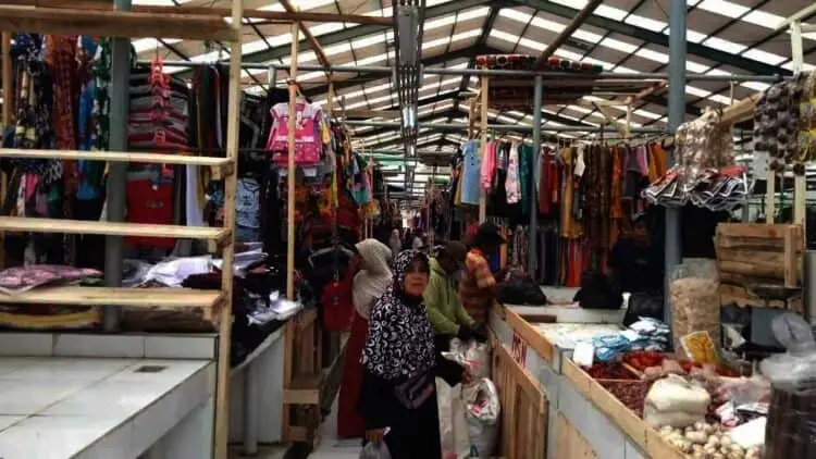 Sudah Menempati Lokasi Baru, Pedagang Pasar Padarincang Mengeluh Pengap dan Panas