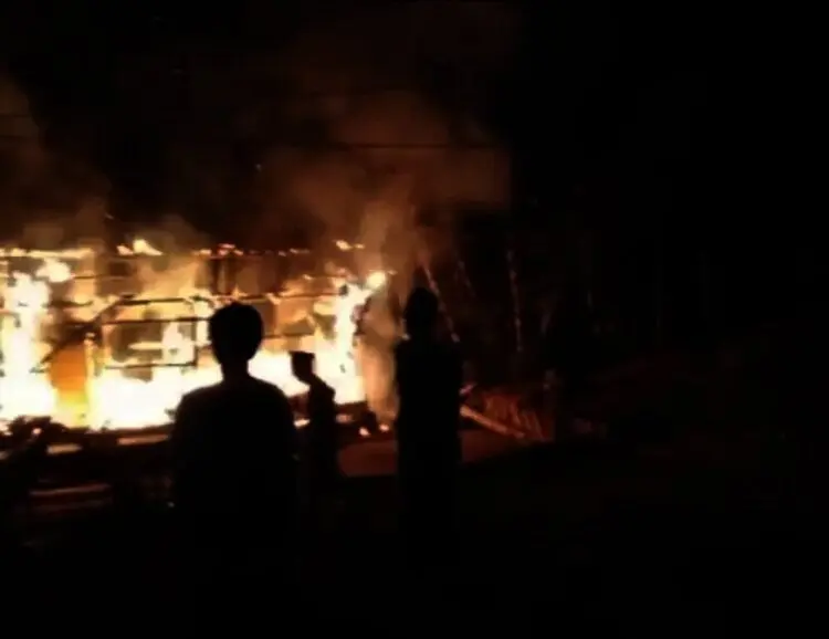 Ditinggal Pengajian, Lima Kamar Santri Ponpes Roudhotul Fatah Ludes Terbakar