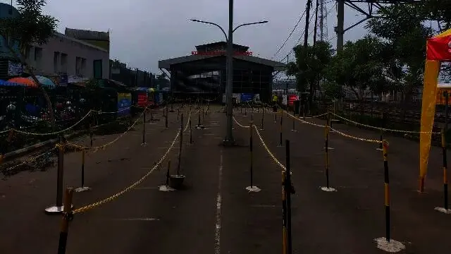 Calon Penumpang Kereta Diwajibkan Gunakan Masker Ganda