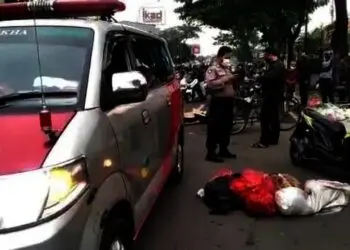Ditabrak Pemotor dari Belakang, Tukang Becak di Cimone Tewas Seketika
