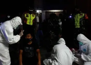 Kedapatan Nongkrong Hingga Malam, 23 Warga Lebak Dites Swab