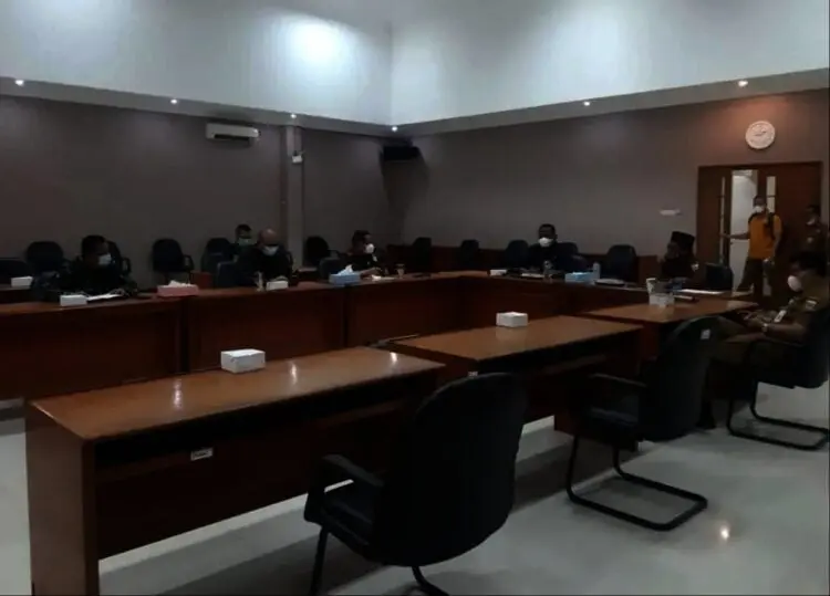 Pilkades Serentak Pandeglang Diundur Lagi, Tahapan Bakal Disetop