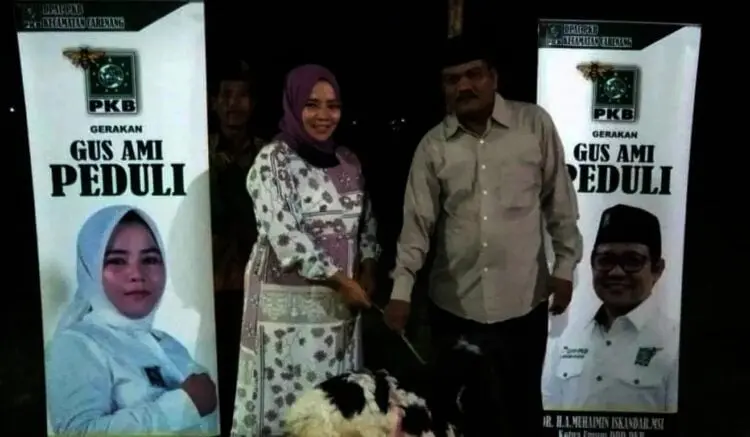 PKB Carenang Salurkan Hewan Kurban untuk Masyarakat Terdampak Covid-19