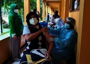 Lawan Fobia Jarum Saat Divaksin, Pelajar Ini Berharap Bisa Segera Digelar PTM