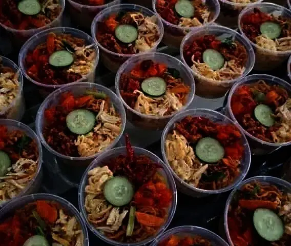 Menu Berbeda Tiap Hari, Kuliner Rice Bowl dari Karawaci Ini Ramai Pesanan
