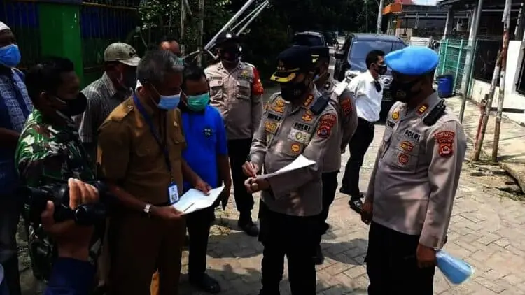 Kapolresta Tinjau Posko PPKM Darurat RW 06 Kelurahan Tigaraksa