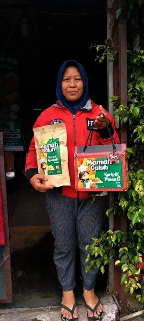 Omzet Produsen Keripik di Ciledug Turun 45 Persen