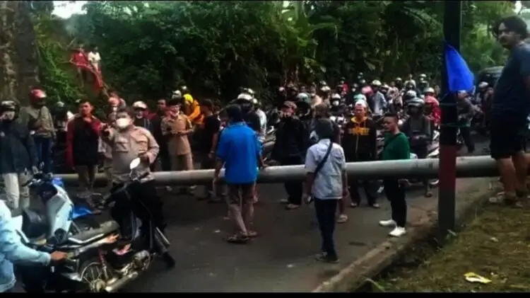 Tertimpa Talang Air di Saketi – Pandeglang, Seorang PNS Meninggal di Tempat