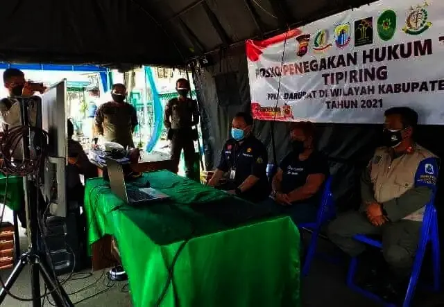 Langgar PPKM Darurat, Pedagang Nasi Uduk di Lebak Didenda Rp 400 Ribu