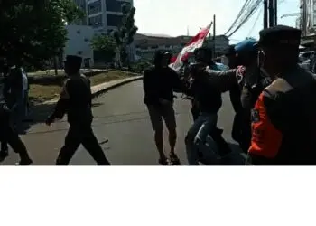 Demonstrasi Aktivis HMI di Tangsel Berakhir Ricuh