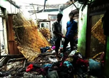 7 rumah milik warga Desa Sindangresmi, Kecamatan Sindangresmi, Kabupaten Pandeglang, Kamis (19/8/2021). (ISTIMEWA)