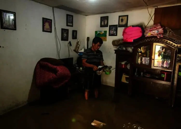 Foto Banjir Genangi Perumahan Mustika Tigaraksa
