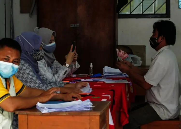 Potret Suasana Penyaluran BST di Kota Tangerang