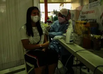 Cerita Penyintas Kanker dan Penderita Hemofilia Divaksinasi di RSU Kabupaten Tangerang