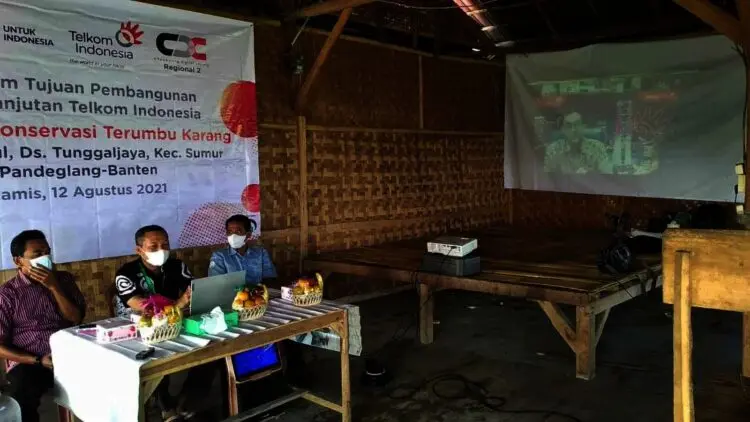 Lestarikan Terumbu Karang, PT Telkom, Laz Harfa, F-PTK Banten dan Sejumlah Komunitas Berkolaborasi